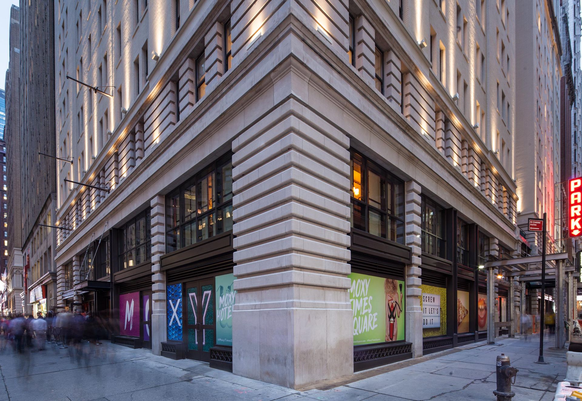 Moxy-Times-Square-Exterior-2