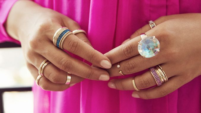 Winter Jewelry Pop-up and Color Bar with Kendra Scott